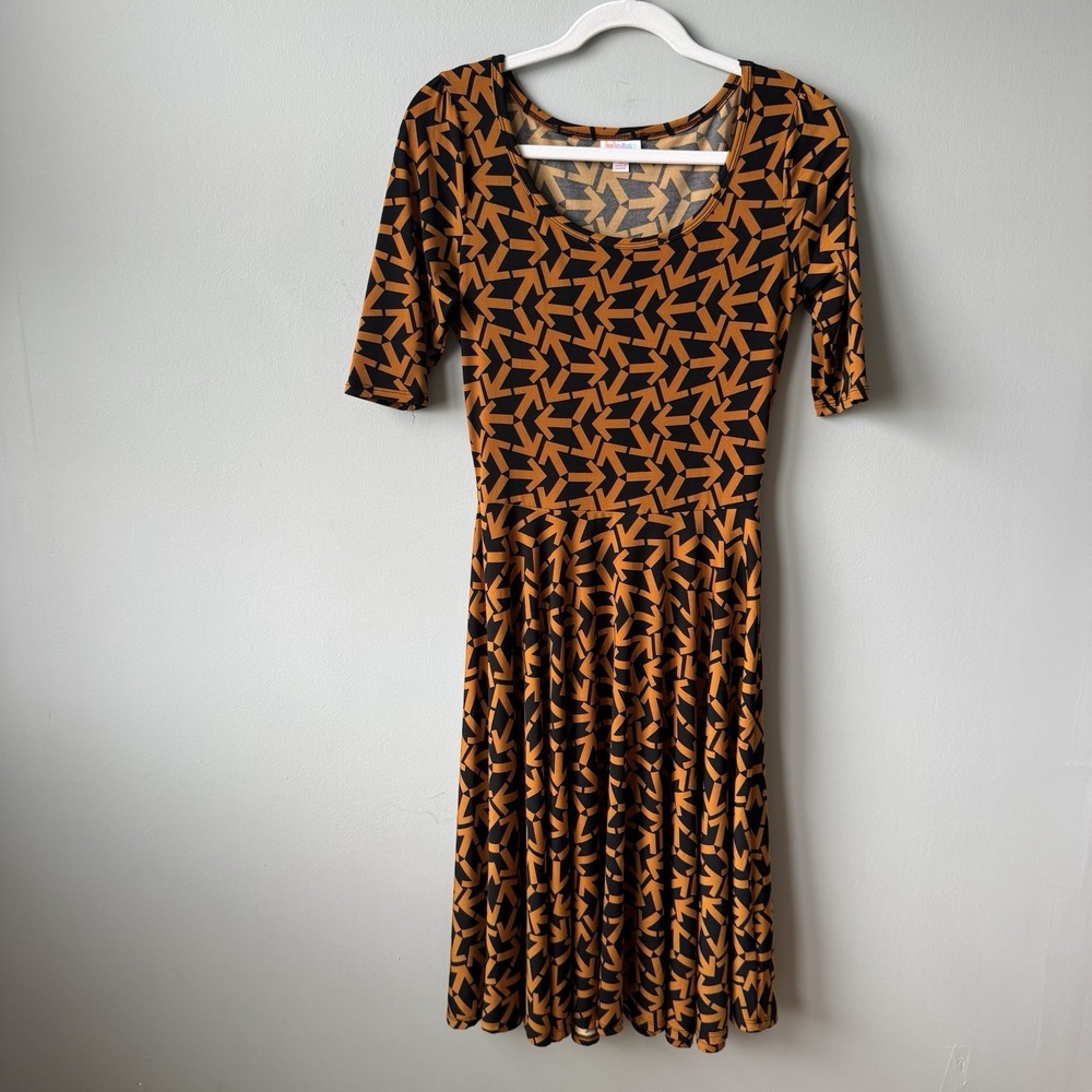 LuLaRoe Women's Dress Size Small Black Orange Geometric Arrow Print 3/4 Sleeve